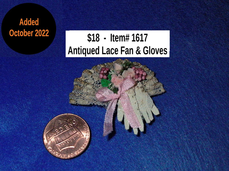 $18  -  Item# 1617  -  Antiqued Lace Fan & Pair of Gloves 