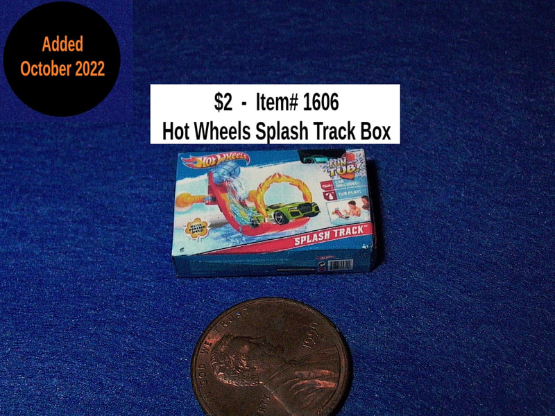 $2  -  Item# 1606  -  Hot Wheels Splash Track Toy Box
